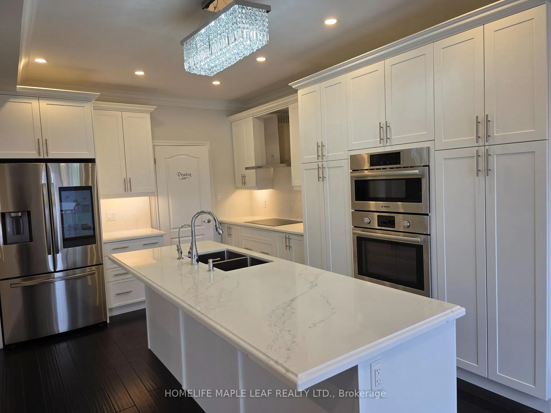 Photo 3 of 210 Palace Street, Thorold, Thorold Downtown — HOMEH
