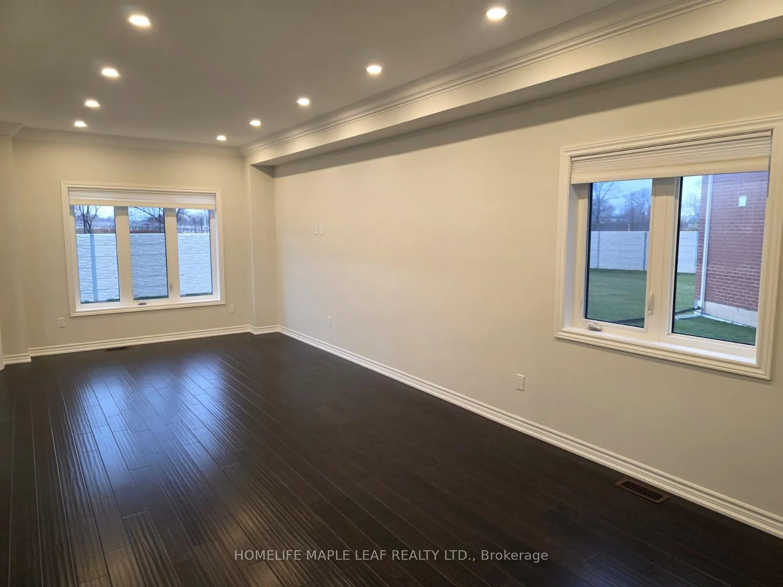 Photo 6 of 210 Palace Street, Thorold, Thorold Downtown — HOMEH
