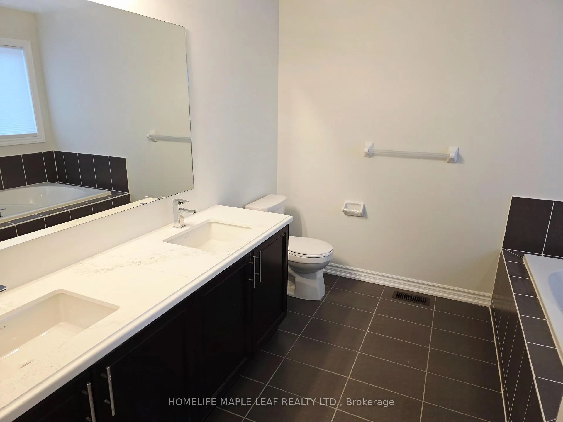 Photo 15 of 210 Palace Street, Thorold, Thorold Downtown — HOMEH