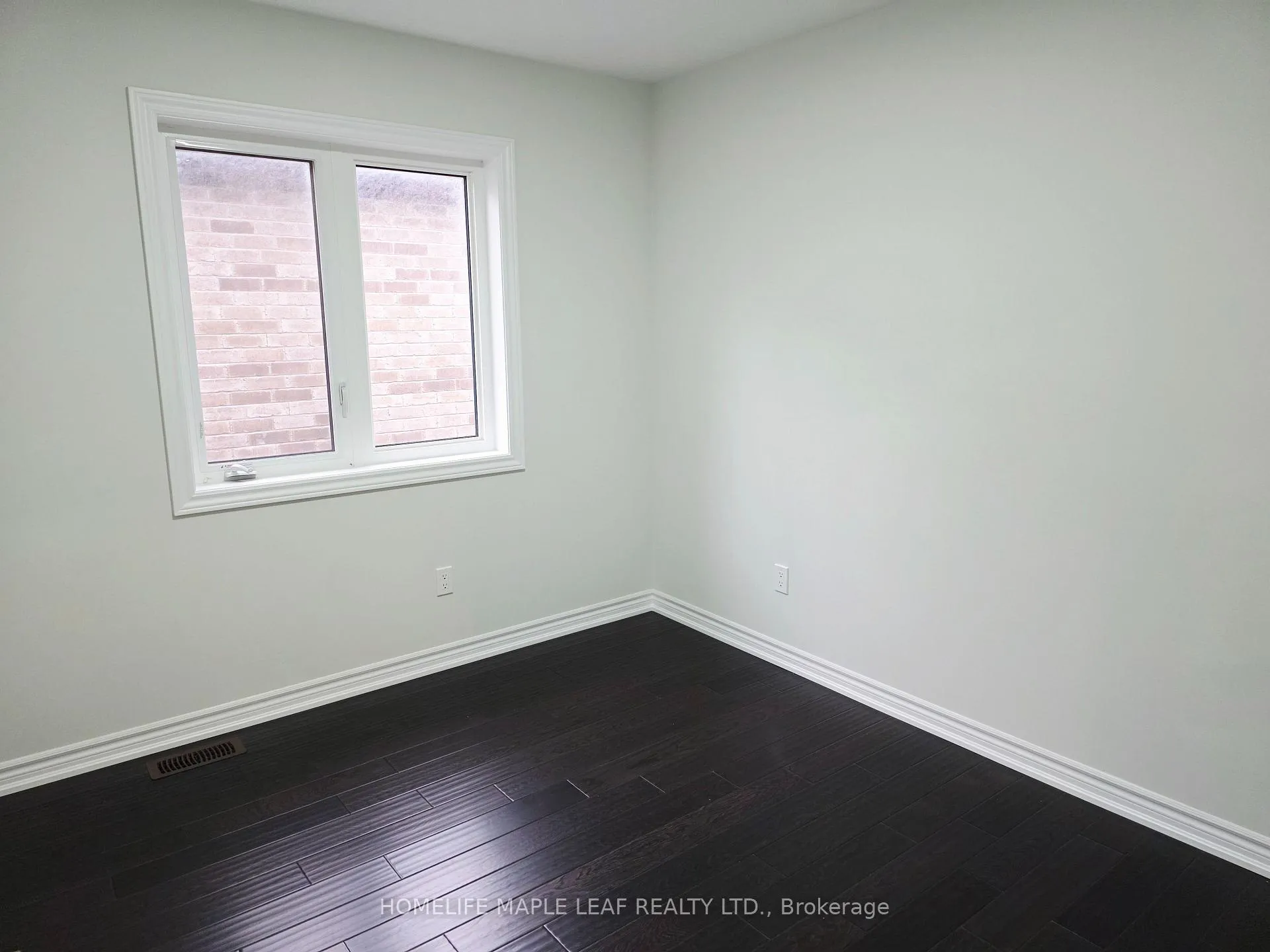 Photo 18 of 210 Palace Street, Thorold, Thorold Downtown — HOMEH