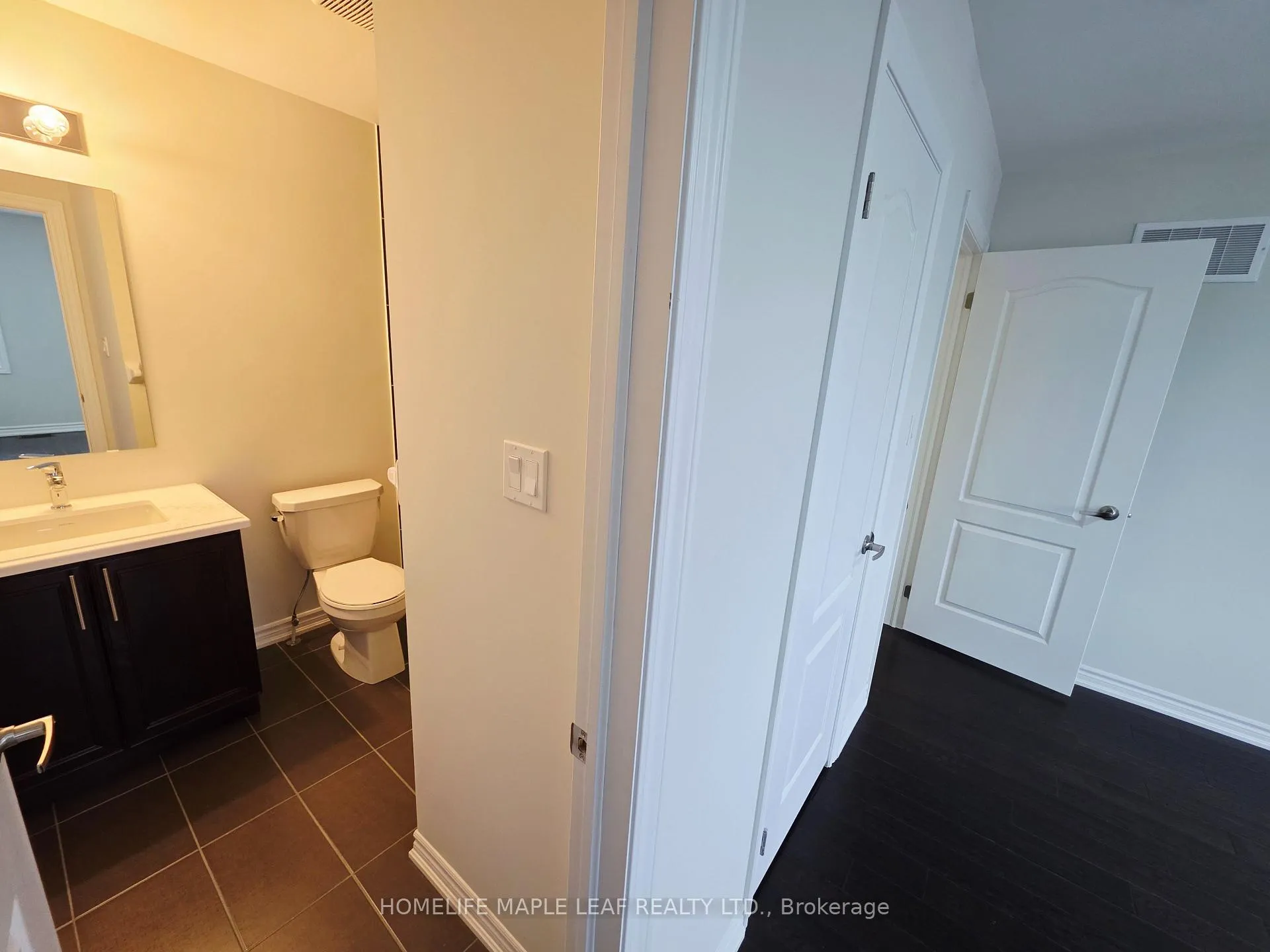 Photo 21 of 210 Palace Street, Thorold, Thorold Downtown — HOMEH
