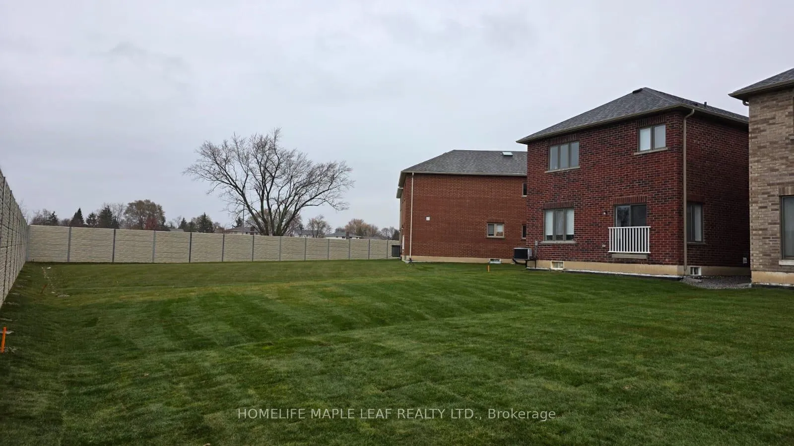 Photo 24 of 210 Palace Street, Thorold, Thorold Downtown — HOMEH