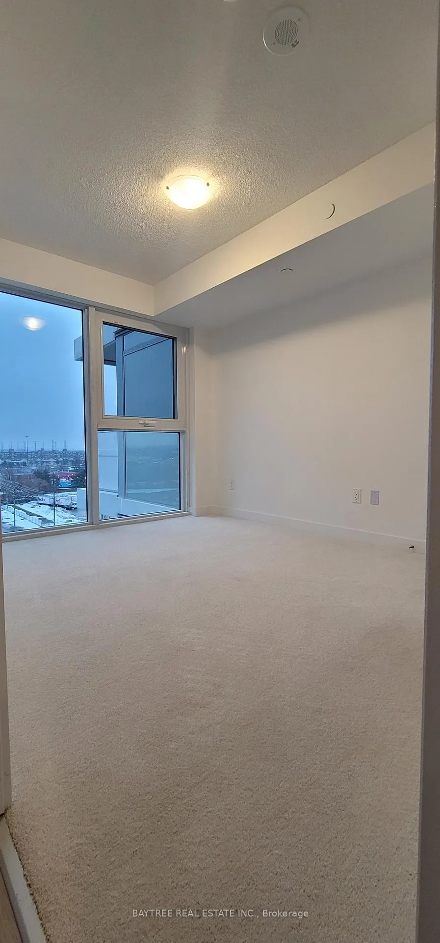 Photo 10 of Unit 801, 1010 Sandy Beach Road, Pickering, Bay Ridges — HOMEH