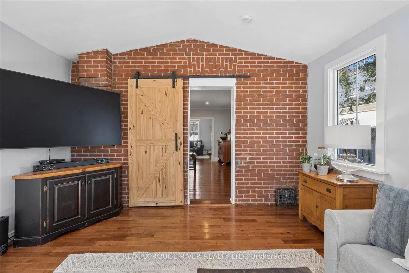 Photo 19 of 137 Elgin Street, Clarington, Bowmanville — HOMEH