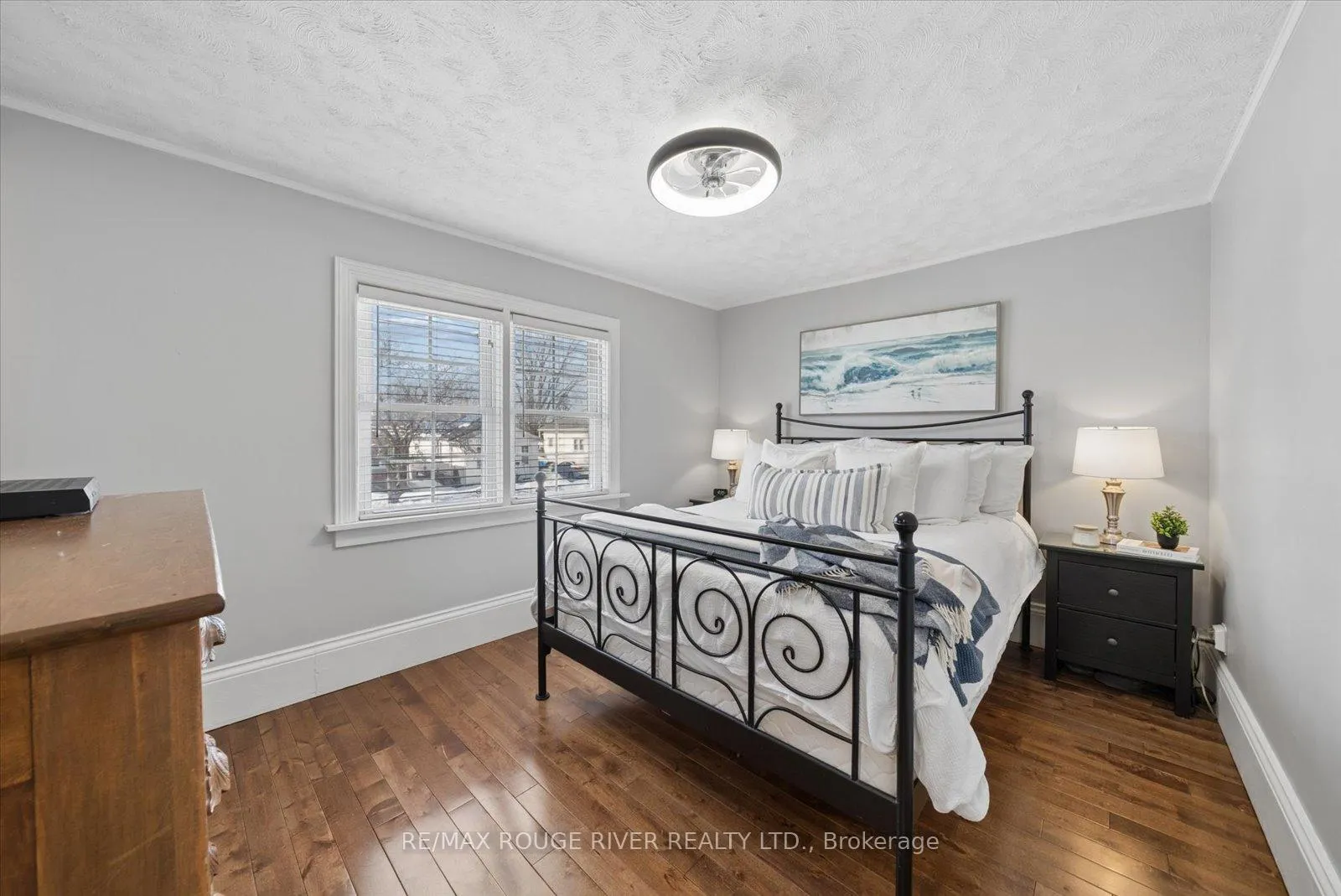 Photo 33 of 137 Elgin Street, Clarington, Bowmanville — HOMEH