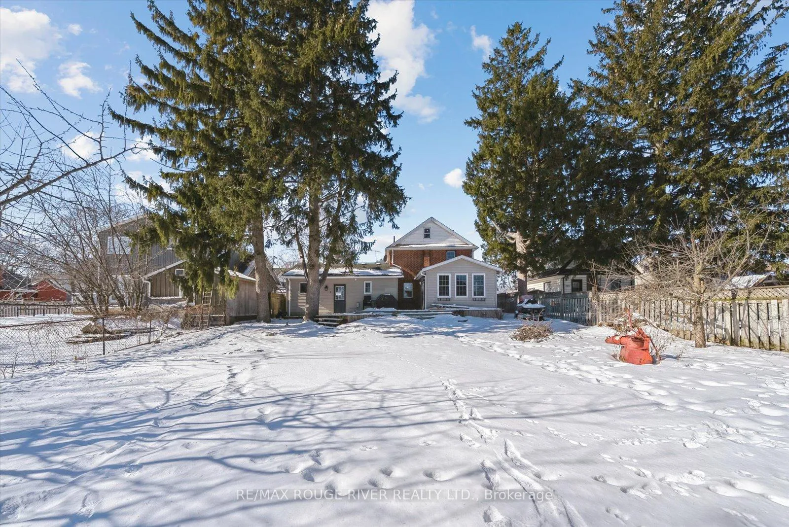 Photo 42 of 137 Elgin Street, Clarington, Bowmanville — HOMEH