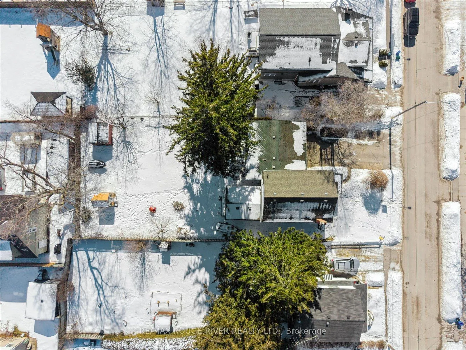 Photo 47 of 137 Elgin Street, Clarington, Bowmanville — HOMEH