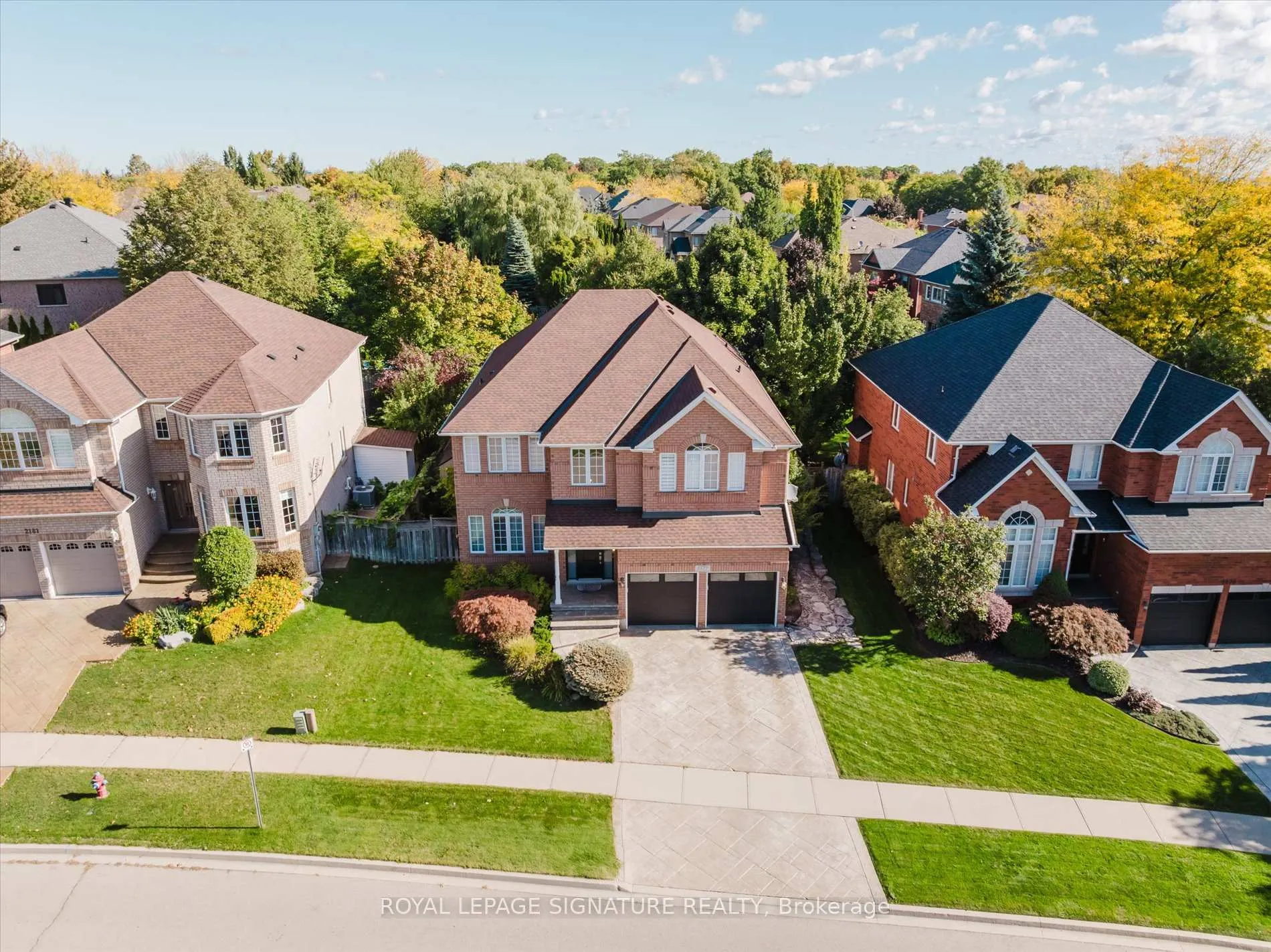 Photo 3 of 2177 Cashey Drive, Oakville, Joshua Creek — HOMEH