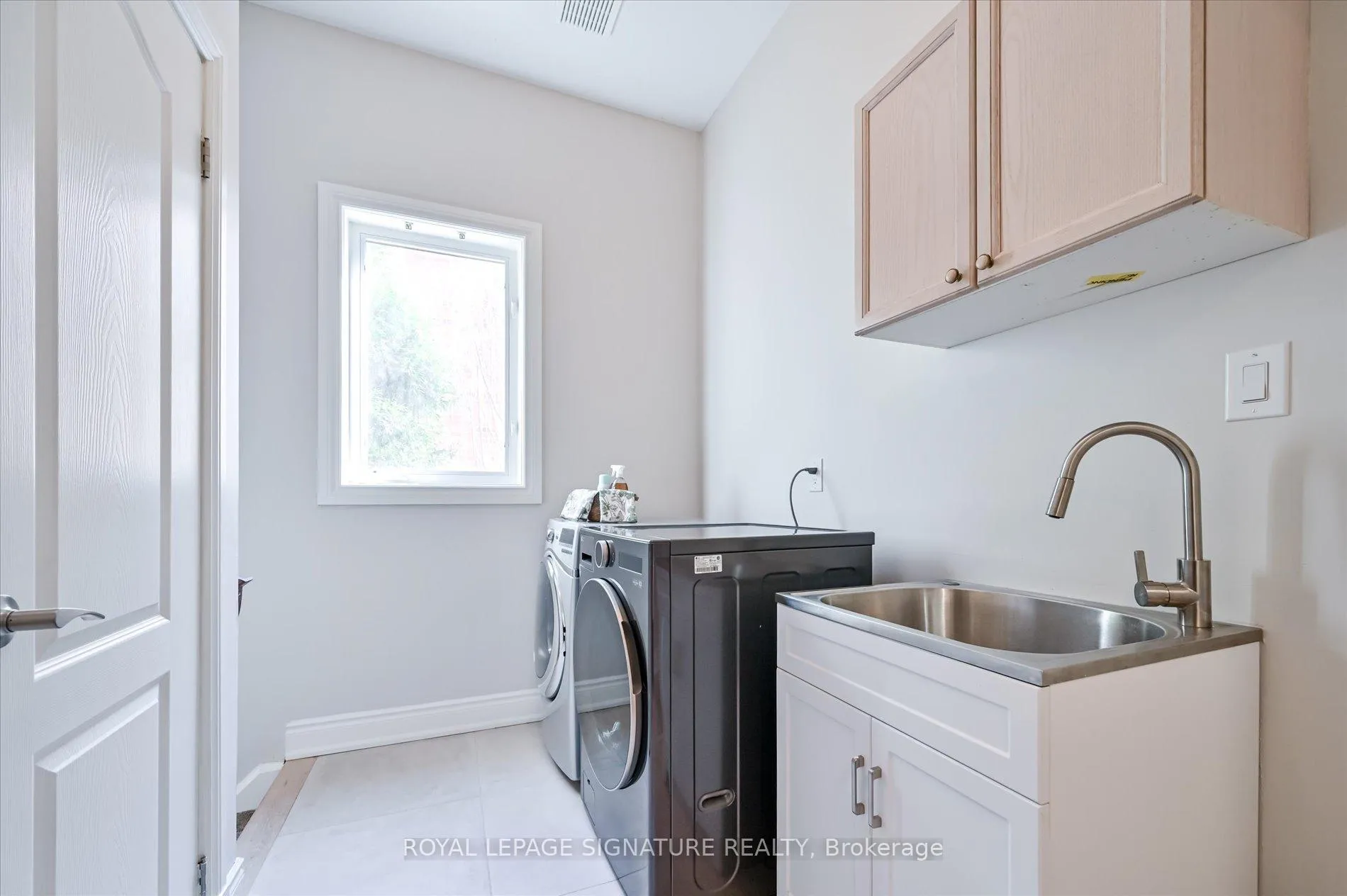 Photo 33 of 2177 Cashey Drive, Oakville, Joshua Creek — HOMEH