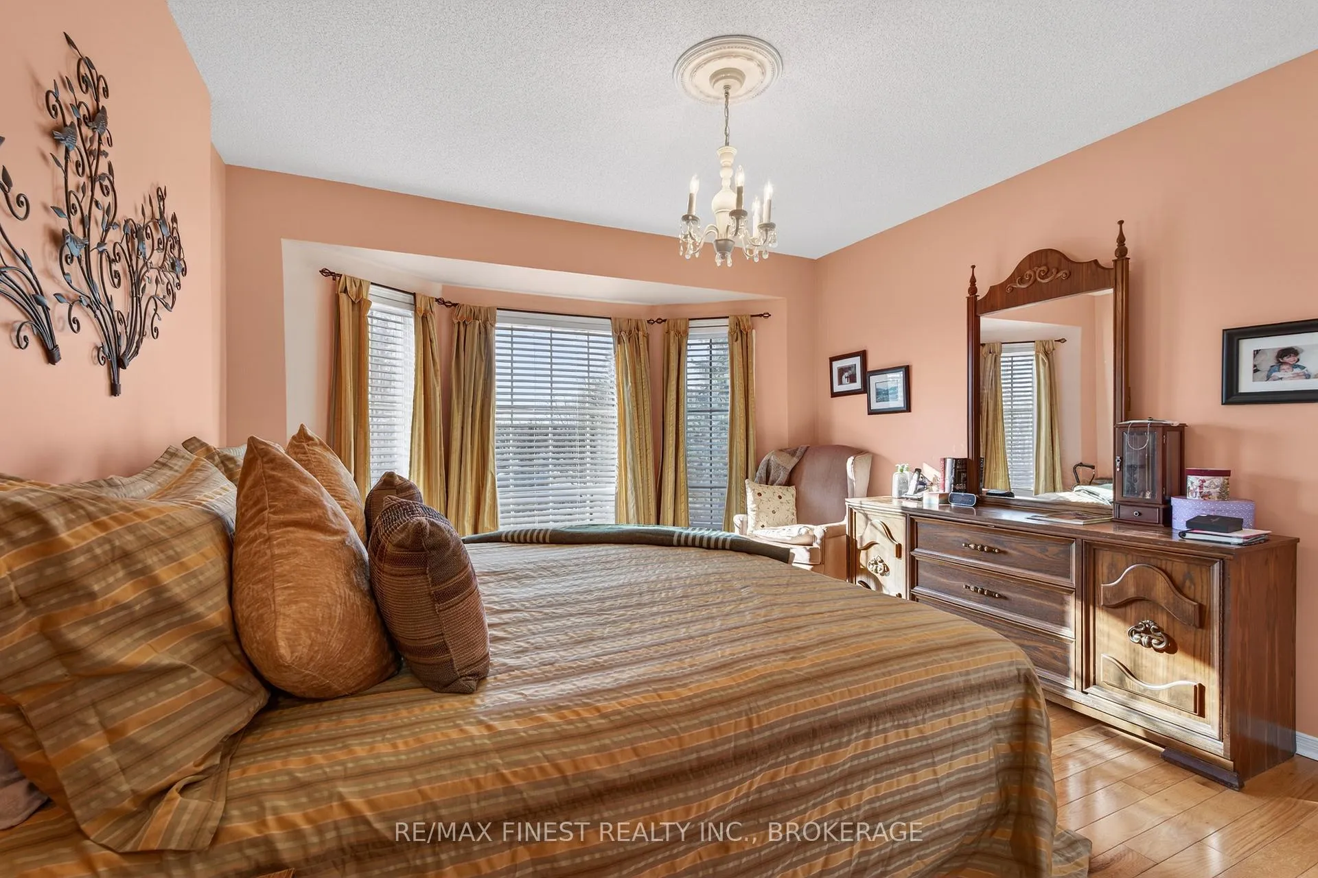 Photo 19 of 4602 Deer Run Way, Frontenac, Frontenac South — HOMEH