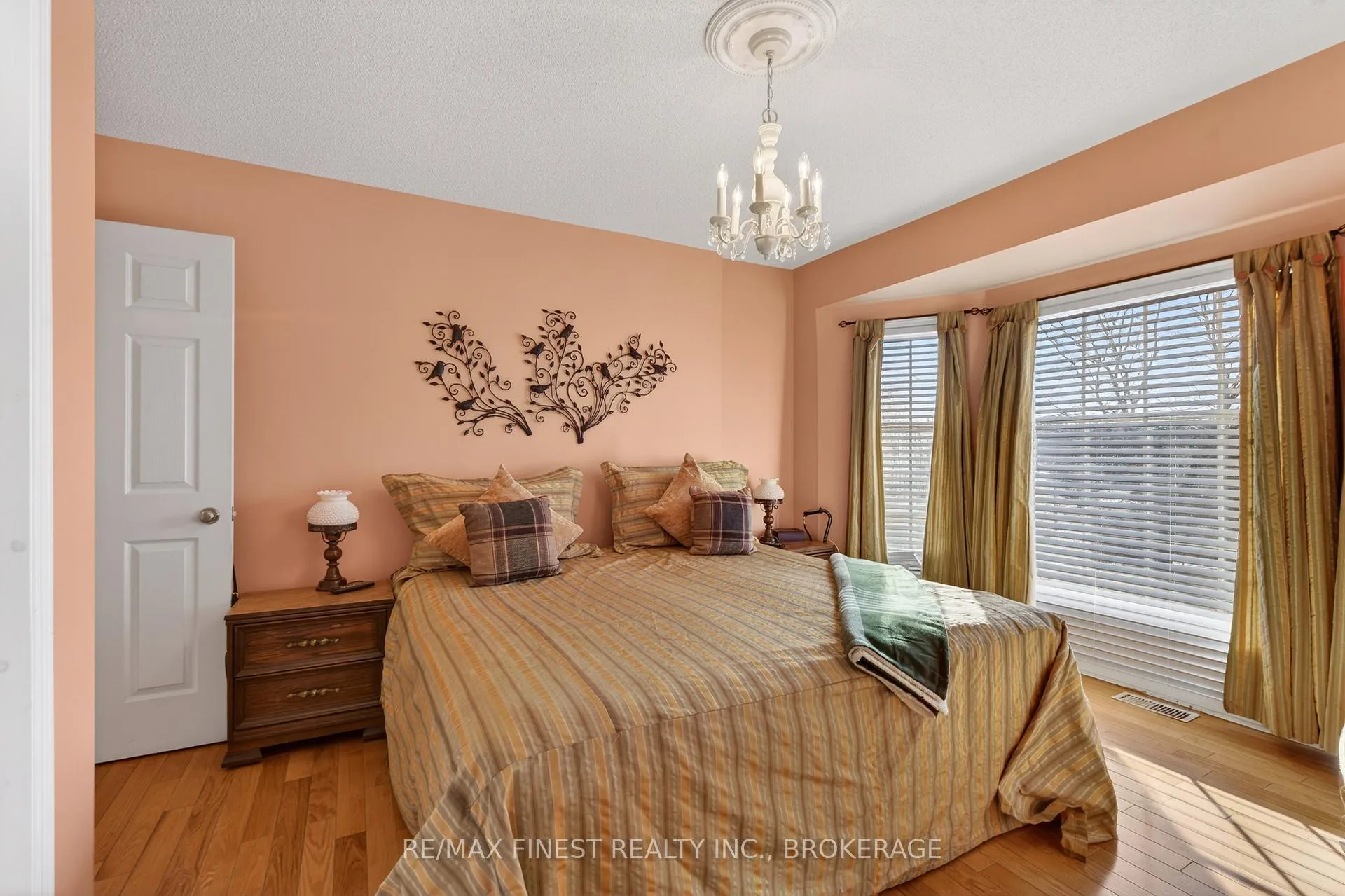 Photo 20 of 4602 Deer Run Way, Frontenac, Frontenac South — HOMEH