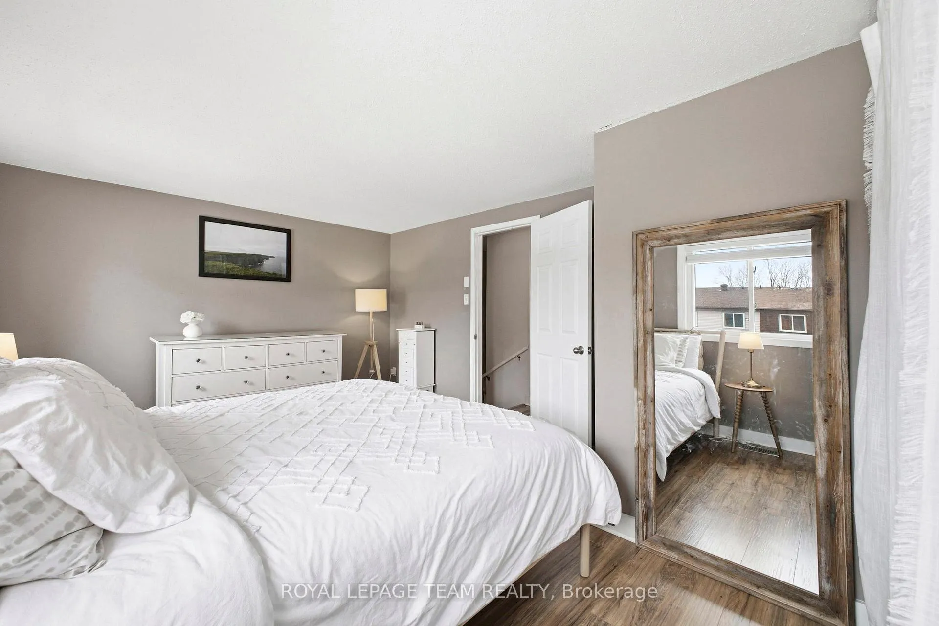Photo 23 of 3017 Olympic Way, Ottawa, Blossom Park/Leitrim — HOMEH
