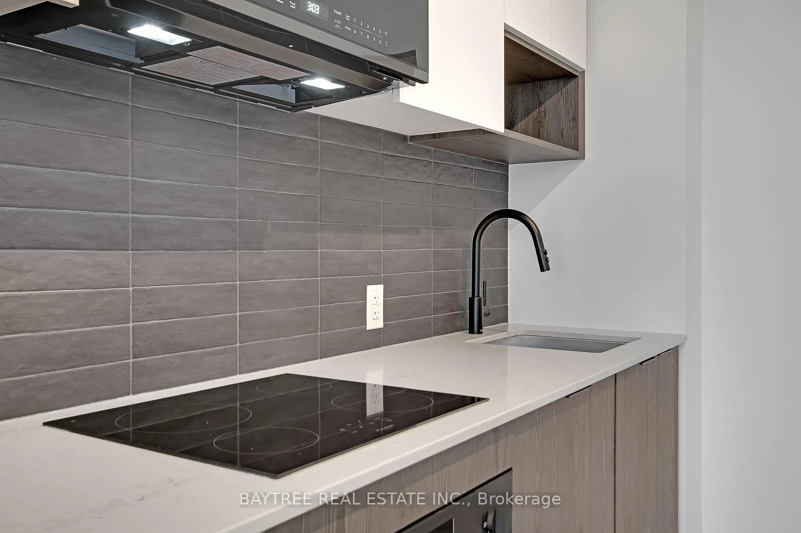 Photo 5 of Unit 407, 5 Defries Street, Toronto, Regent Park — HOMEH