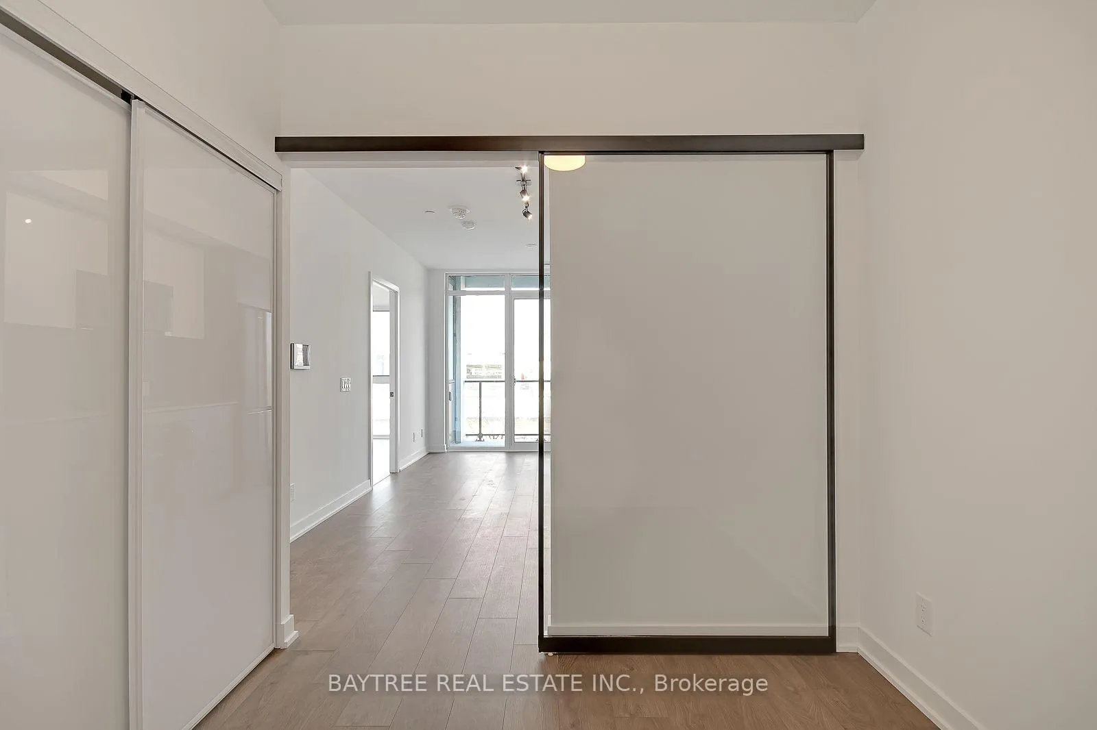 Photo 8 of Unit 407, 5 Defries Street, Toronto, Regent Park — HOMEH