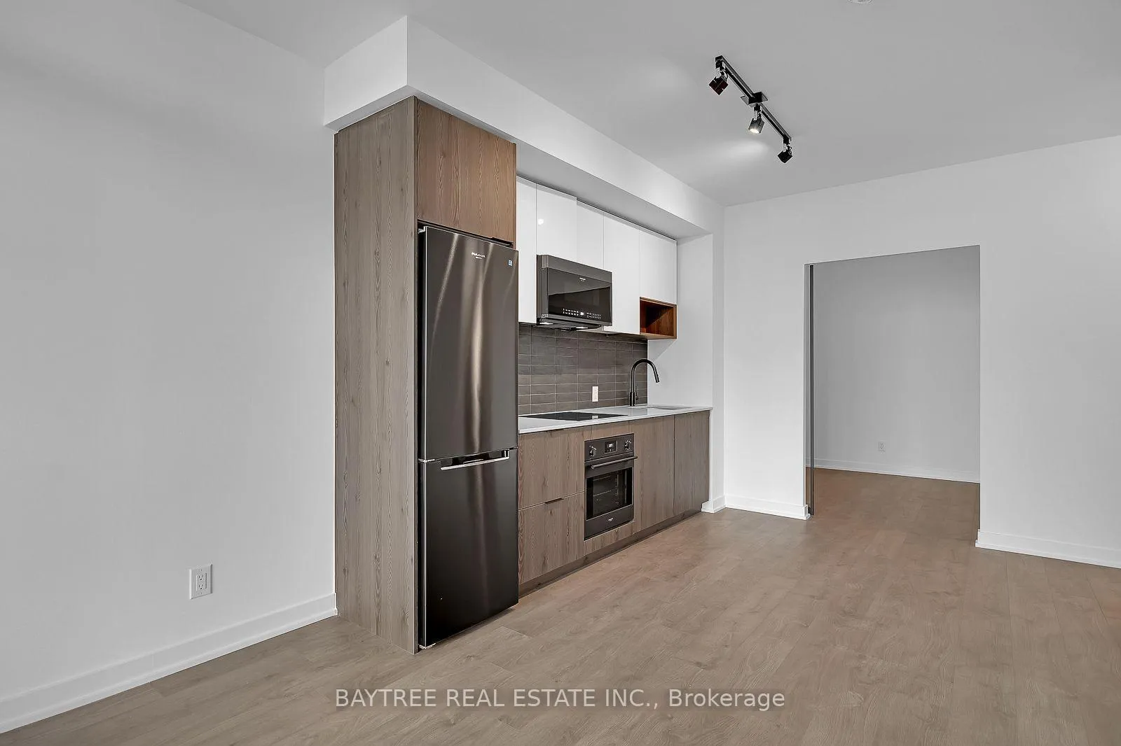 Photo 13 of Unit 407, 5 Defries Street, Toronto, Regent Park — HOMEH