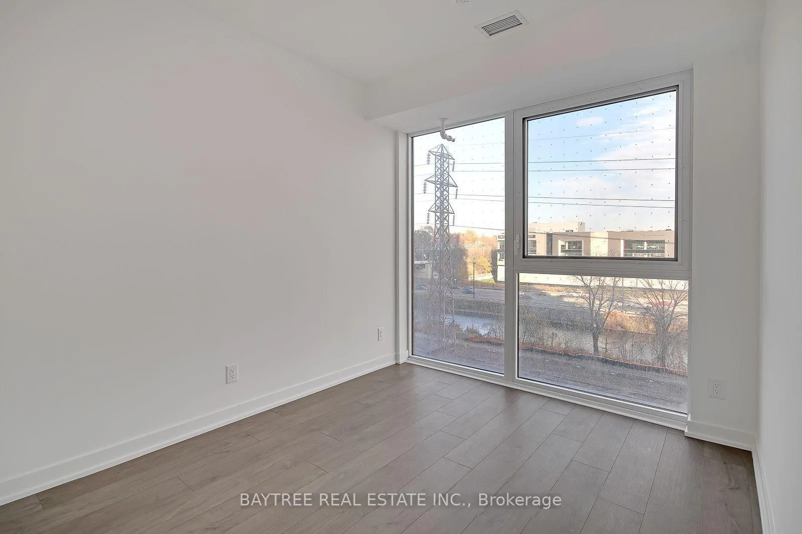 Photo 14 of Unit 407, 5 Defries Street, Toronto, Regent Park — HOMEH