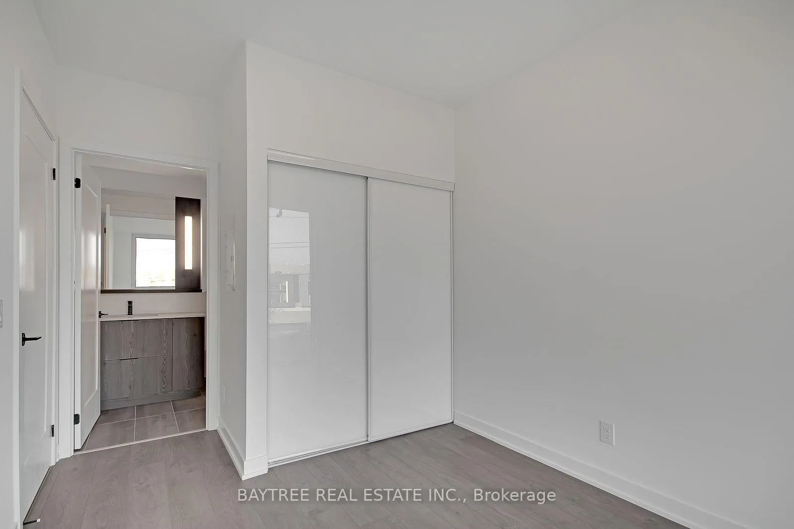 Photo 16 of Unit 407, 5 Defries Street, Toronto, Regent Park — HOMEH