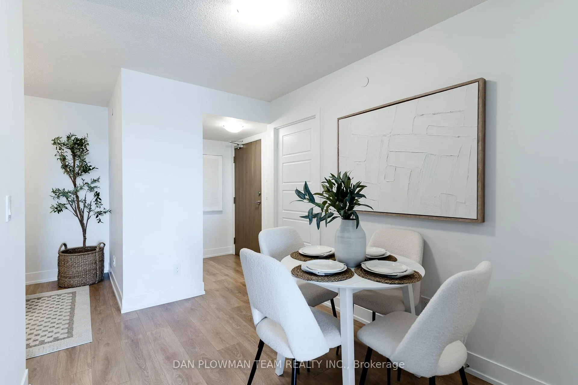 Photo 8 of Unit 1005, 1255 Bayly Street, Pickering, Bay Ridges — HOMEH