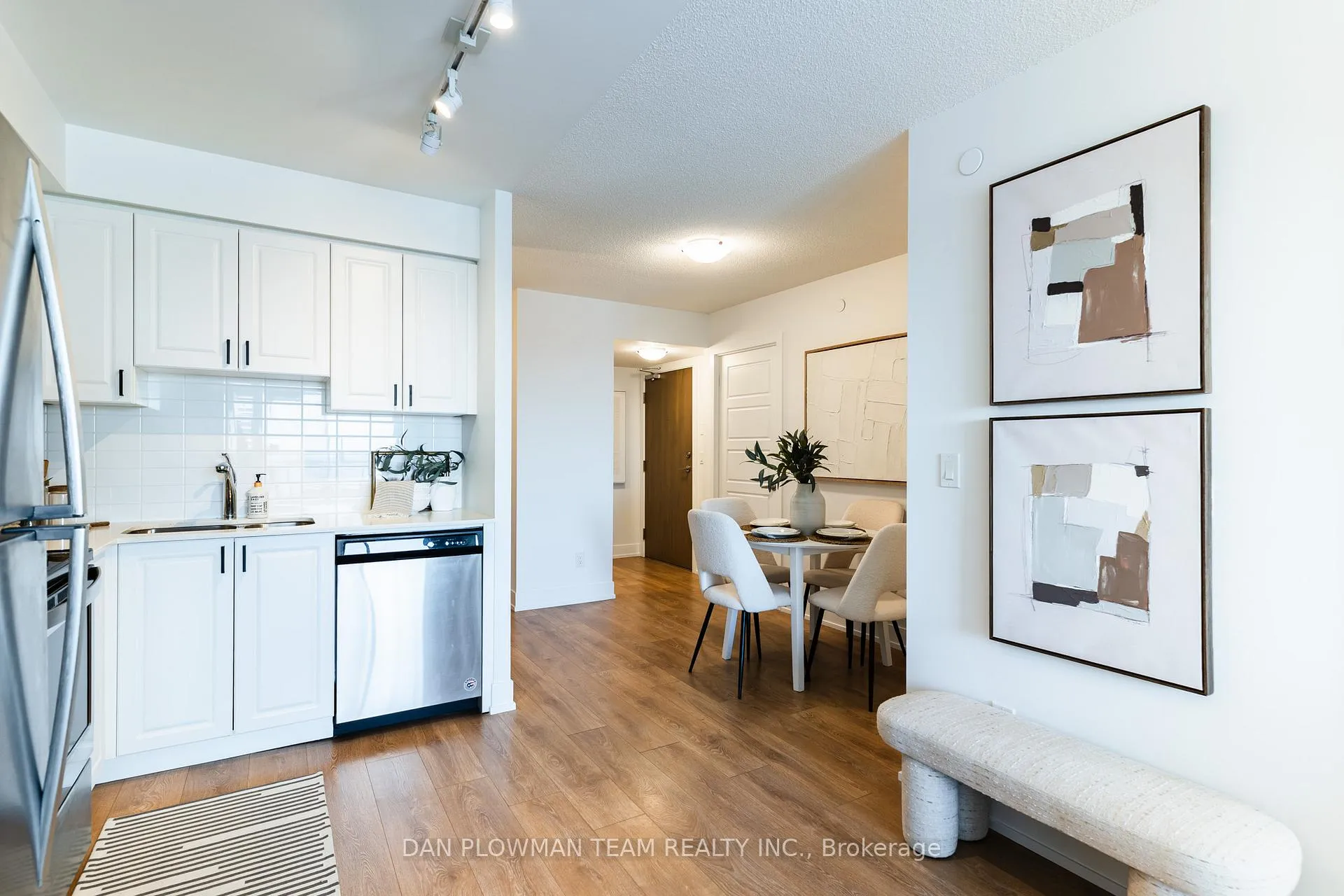 Photo 12 of Unit 1005, 1255 Bayly Street, Pickering, Bay Ridges — HOMEH