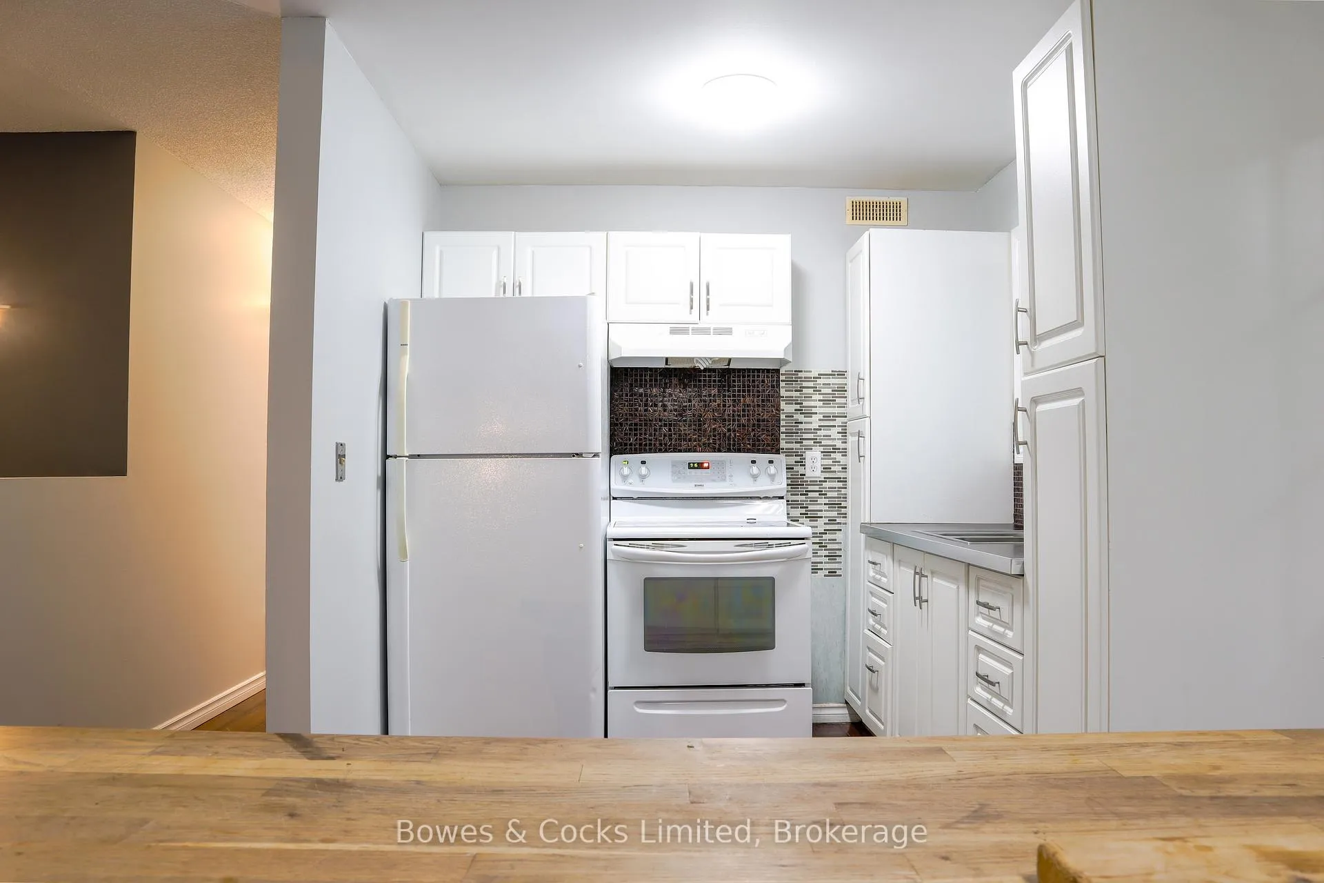 Photo 5 of 2276 County Road 620, North Kawartha — HOMEH