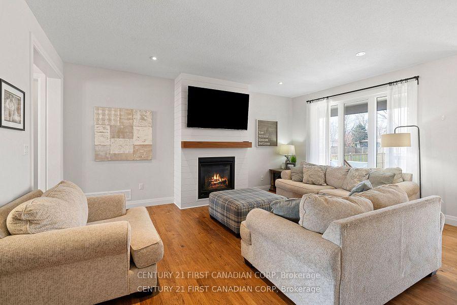 Photo 21 of 245 Walnut Street, Lucan Biddulph, Lucan — HOMEH