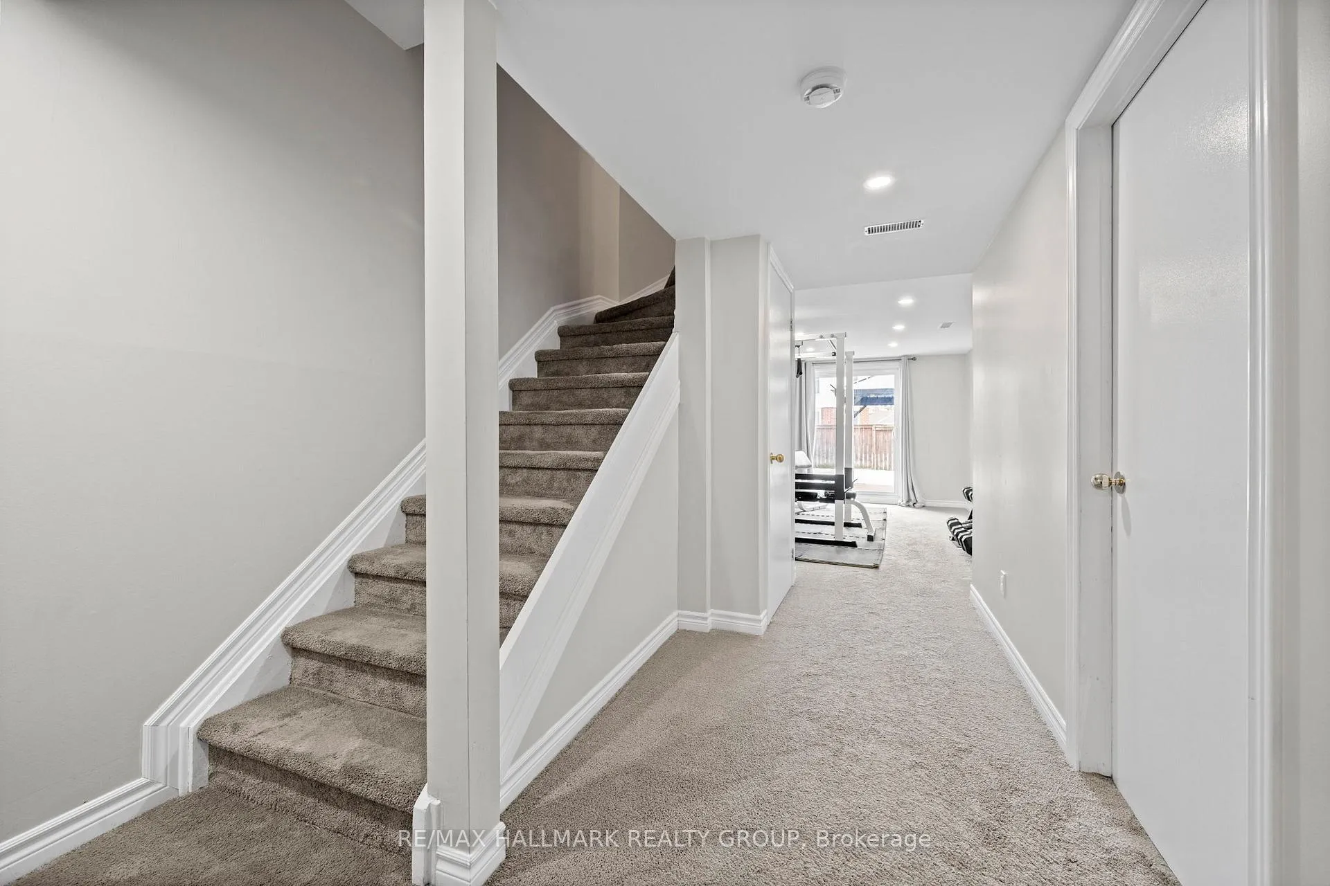 Photo 28 of 36 Cedarock Drive, Ottawa, Kanata - Bridlewood — HOMEH