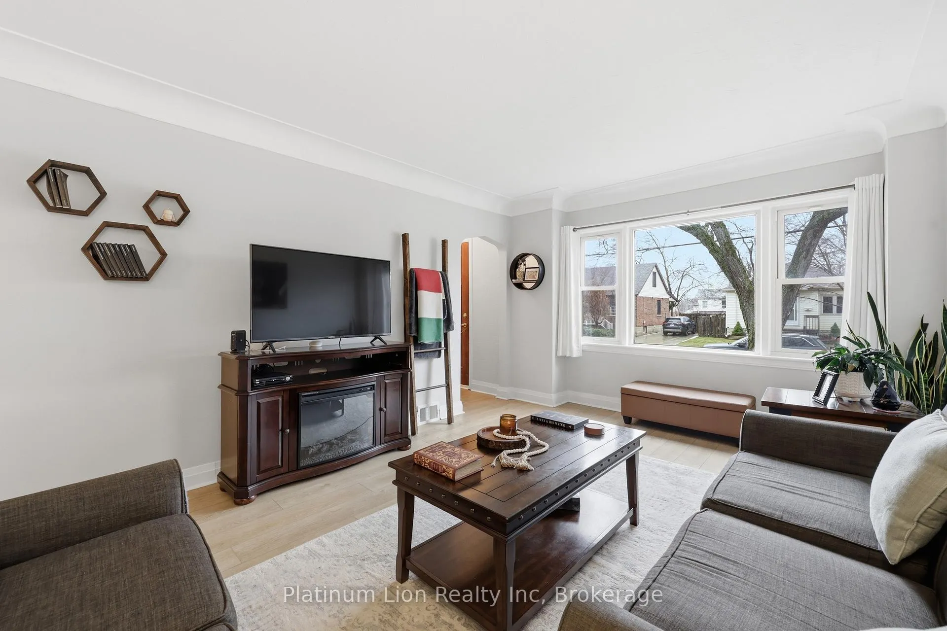 Photo 7 of 258 Cloverdale Avenue, Hamilton, Rosedale — HOMEH