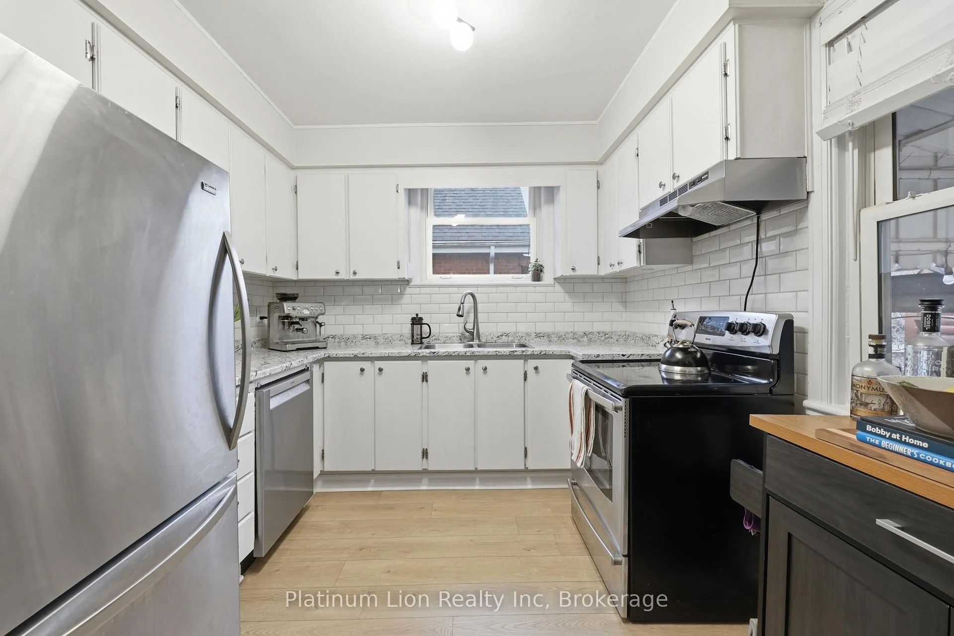 Photo 10 of 258 Cloverdale Avenue, Hamilton, Rosedale — HOMEH