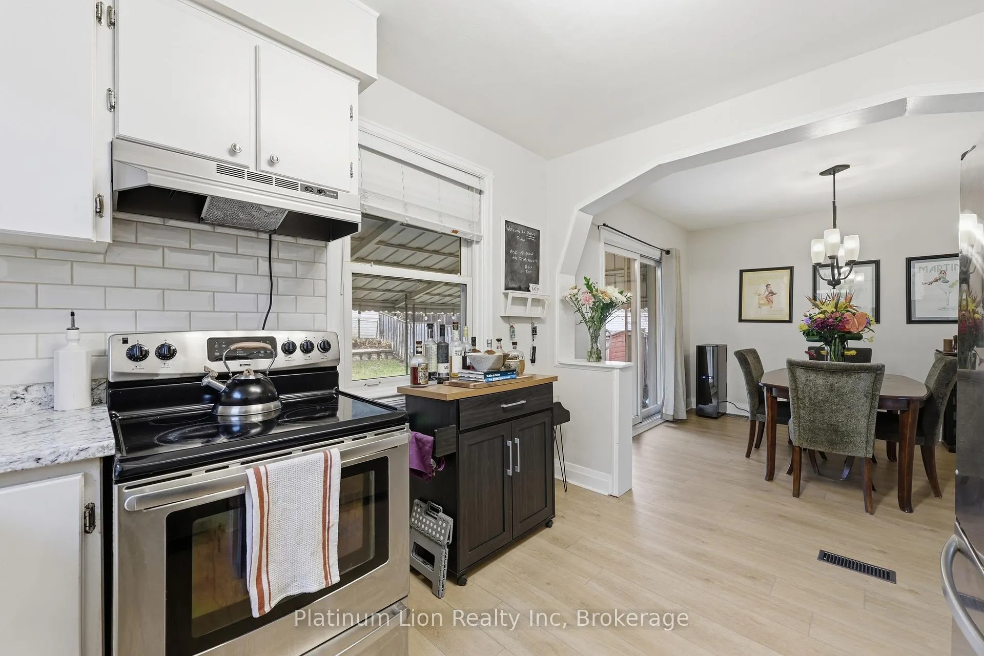 Photo 13 of 258 Cloverdale Avenue, Hamilton, Rosedale — HOMEH