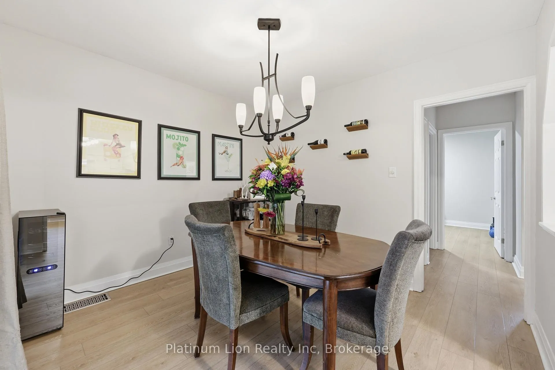 Photo 15 of 258 Cloverdale Avenue, Hamilton, Rosedale — HOMEH