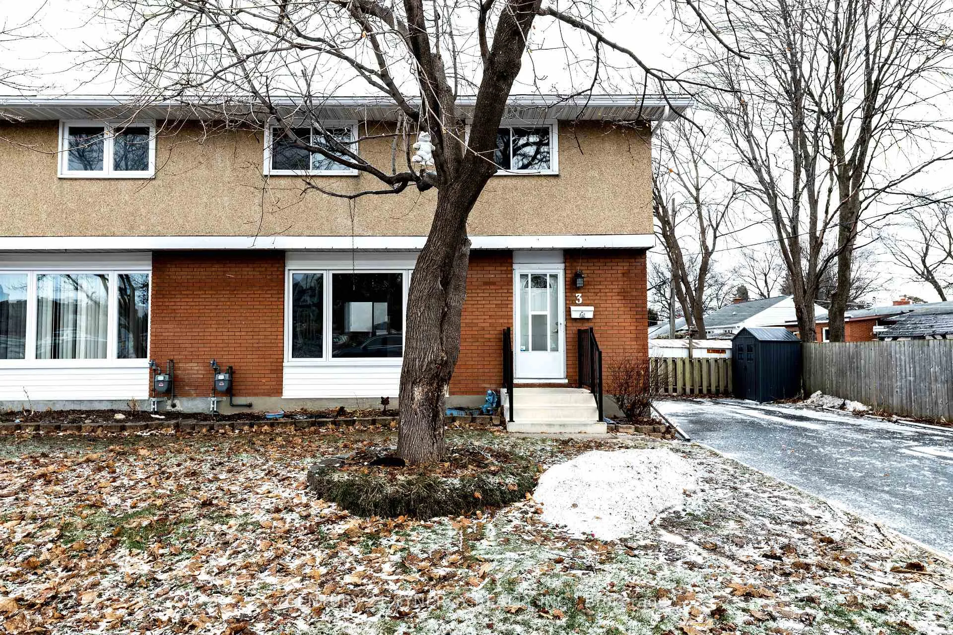 Photo 1 of 3 Farlane Boulevard, Ottawa, City View/Skyline/Fisher Heights/Parkwood Hills — HOMEH