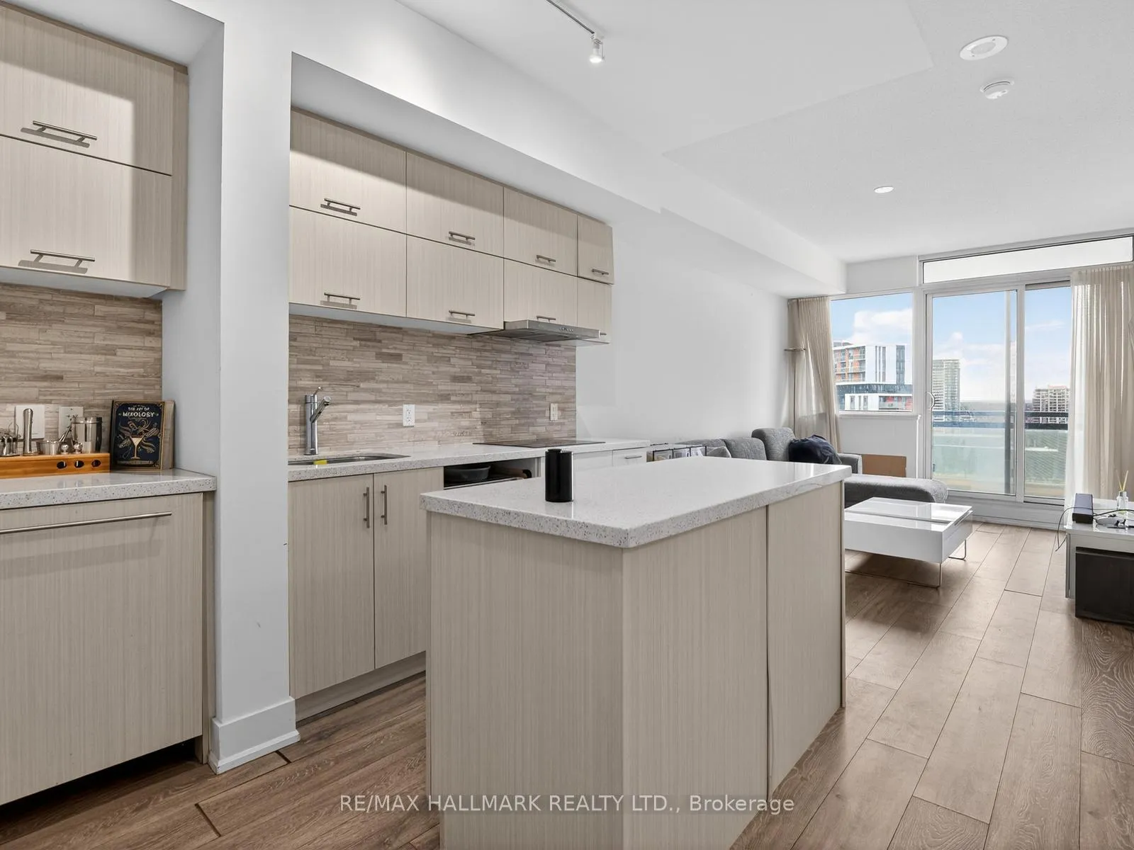 Photo 2 of Unit 1003, 180 Enterprise Boulevard, Markham, Unionville — HOMEH