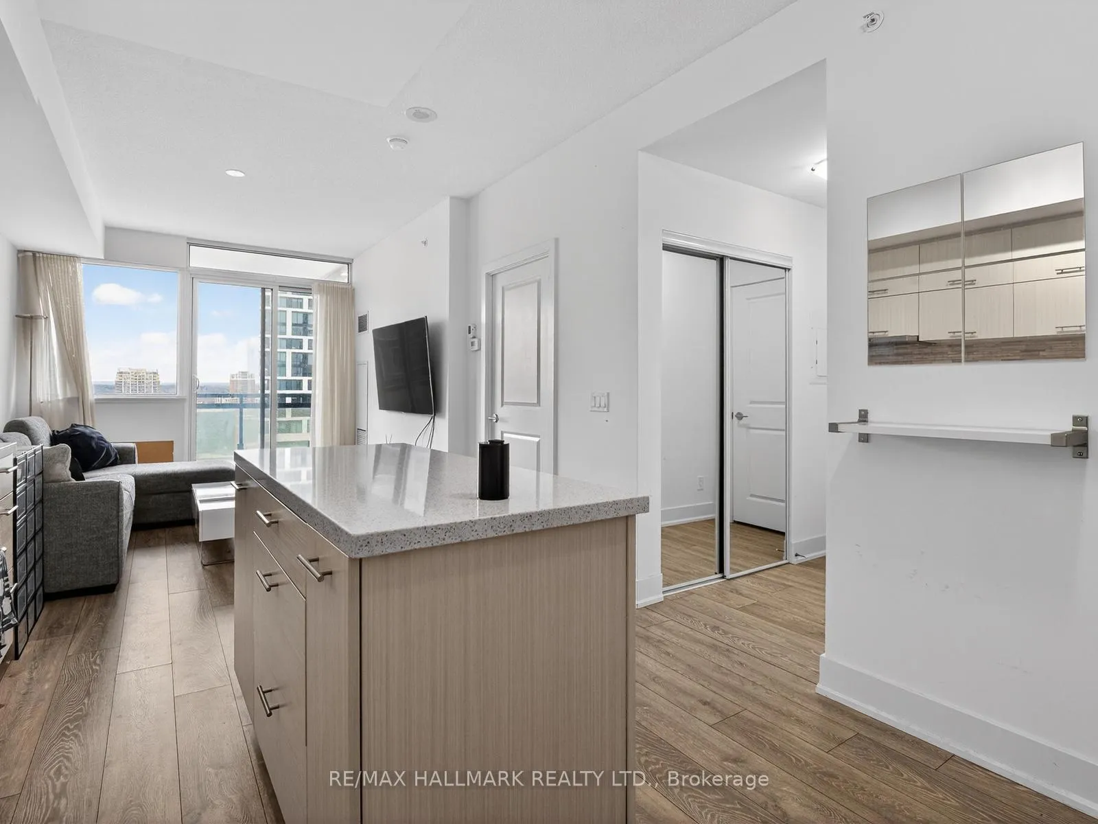 Photo 12 of Unit 1003, 180 Enterprise Boulevard, Markham, Unionville — HOMEH