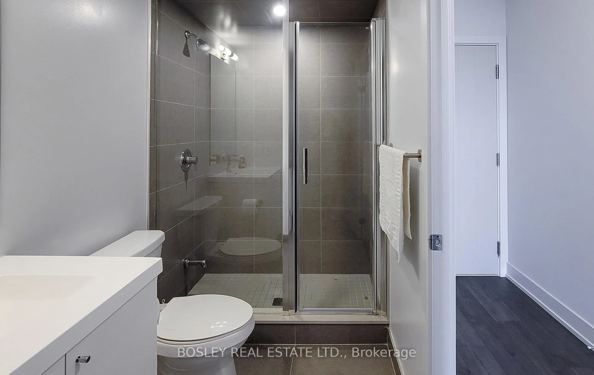 Photo 12 of Unit 2119, 2550 Simcoe Street N, Oshawa, Windfields — HOMEH