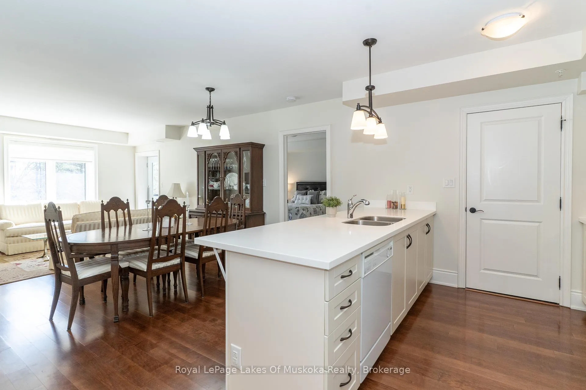 Photo 6 of Unit 304, 391B Manitoba Street, Bracebridge, Macaulay — HOMEH