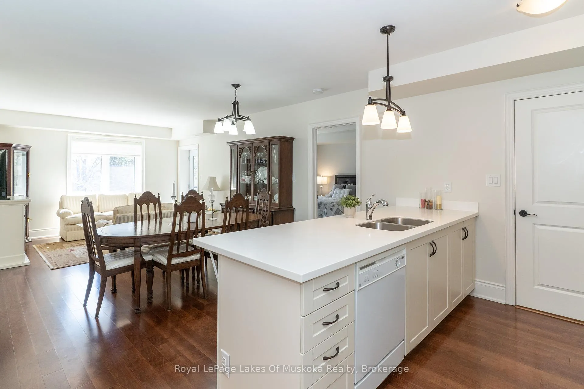 Photo 7 of Unit 304, 391B Manitoba Street, Bracebridge, Macaulay — HOMEH