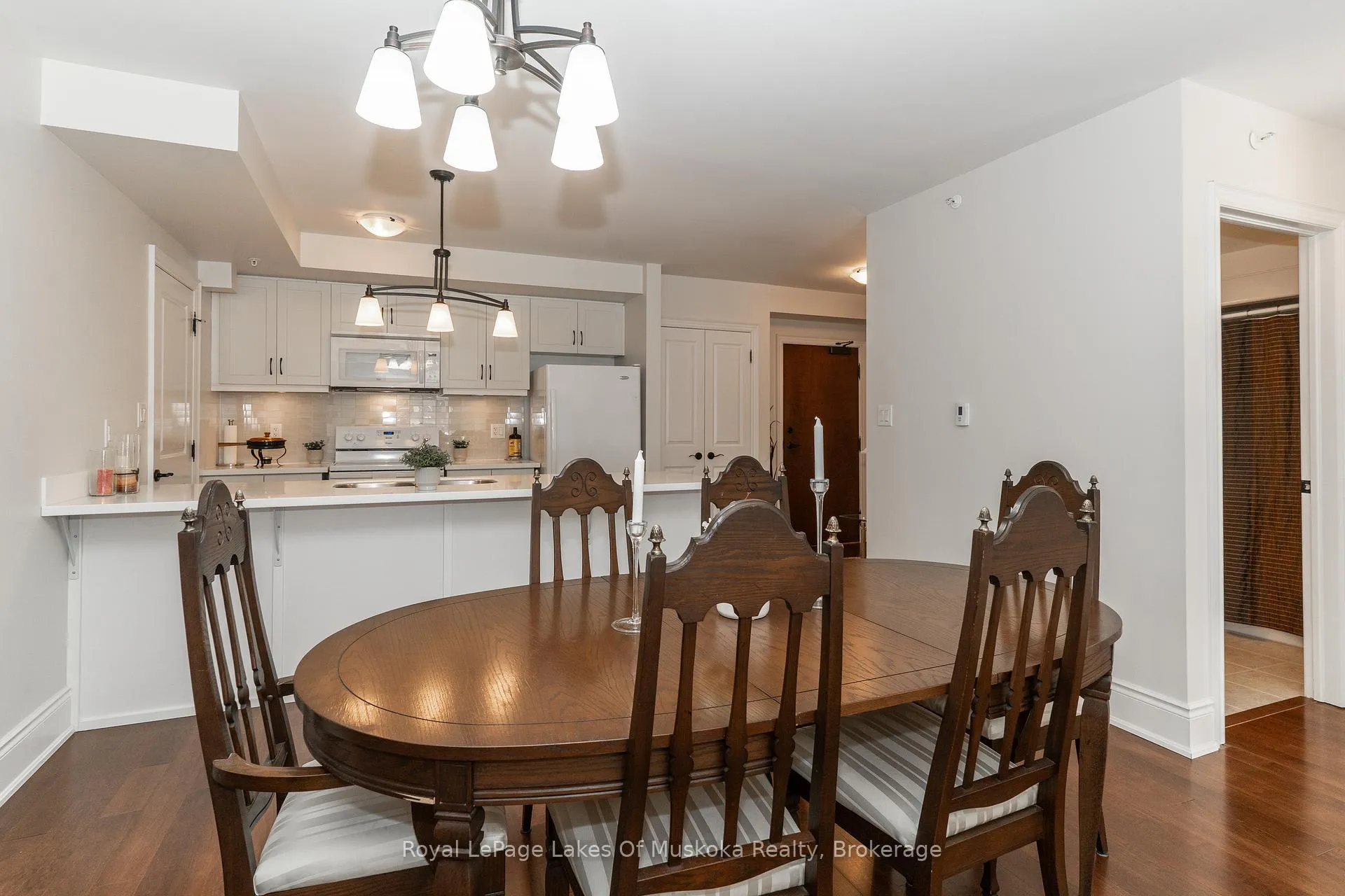 Photo 12 of Unit 304, 391B Manitoba Street, Bracebridge, Macaulay — HOMEH
