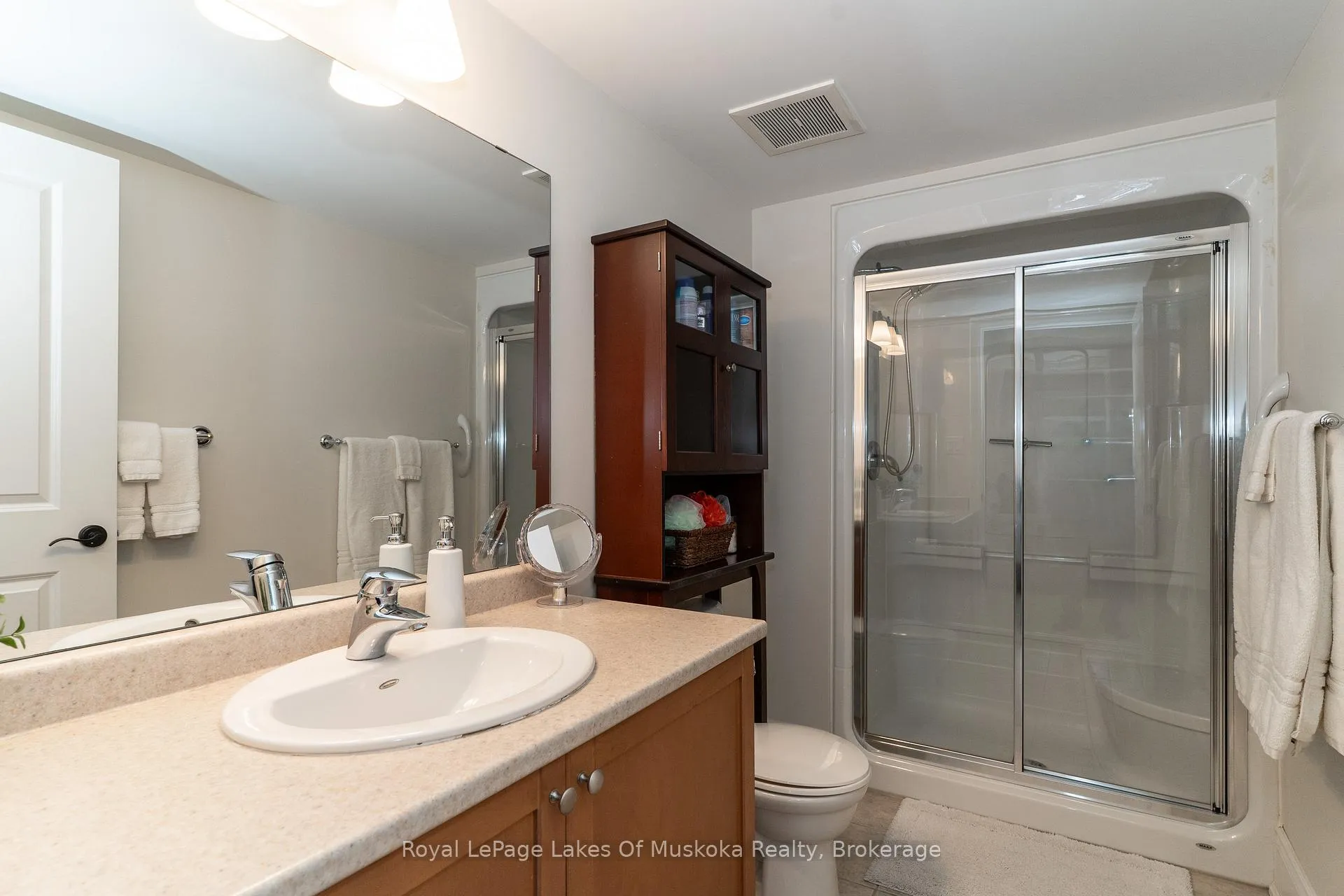 Photo 20 of Unit 304, 391B Manitoba Street, Bracebridge, Macaulay — HOMEH