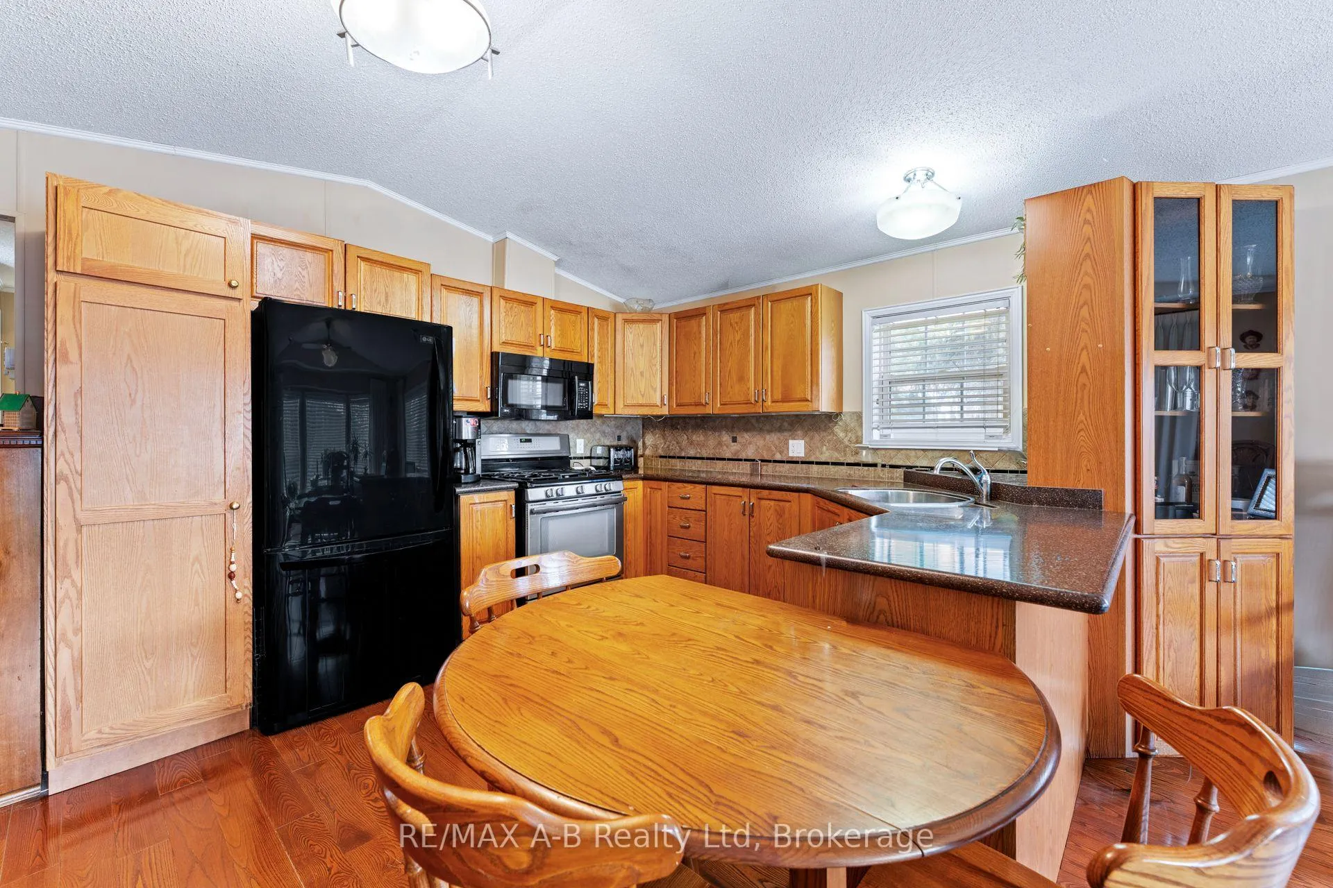 Photo 5 of Unit 936, 316489 31St Line, Zorra, Rural Zorra — HOMEH