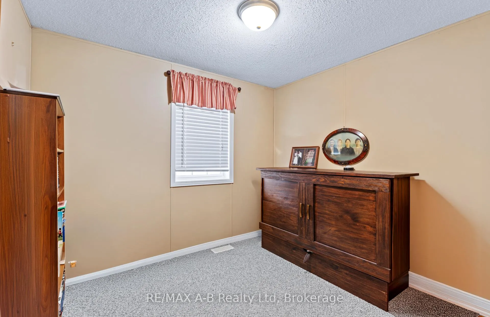 Photo 9 of Unit 936, 316489 31St Line, Zorra, Rural Zorra — HOMEH