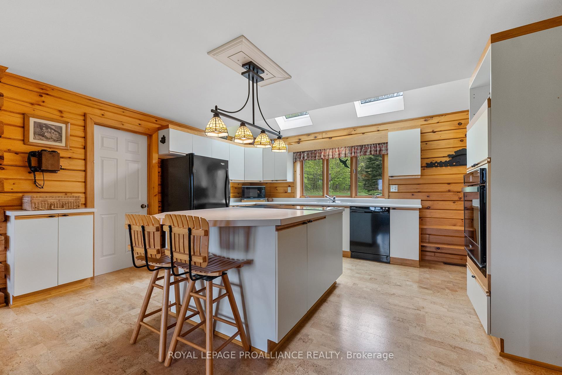 Photo 11 of 14892 Highway 62, Madoc — HOMEH