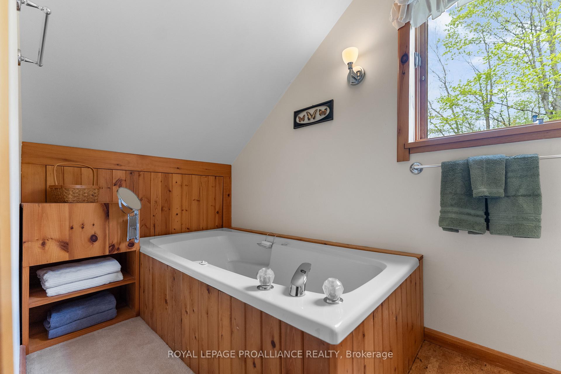 Photo 24 of 14892 Highway 62, Madoc — HOMEH