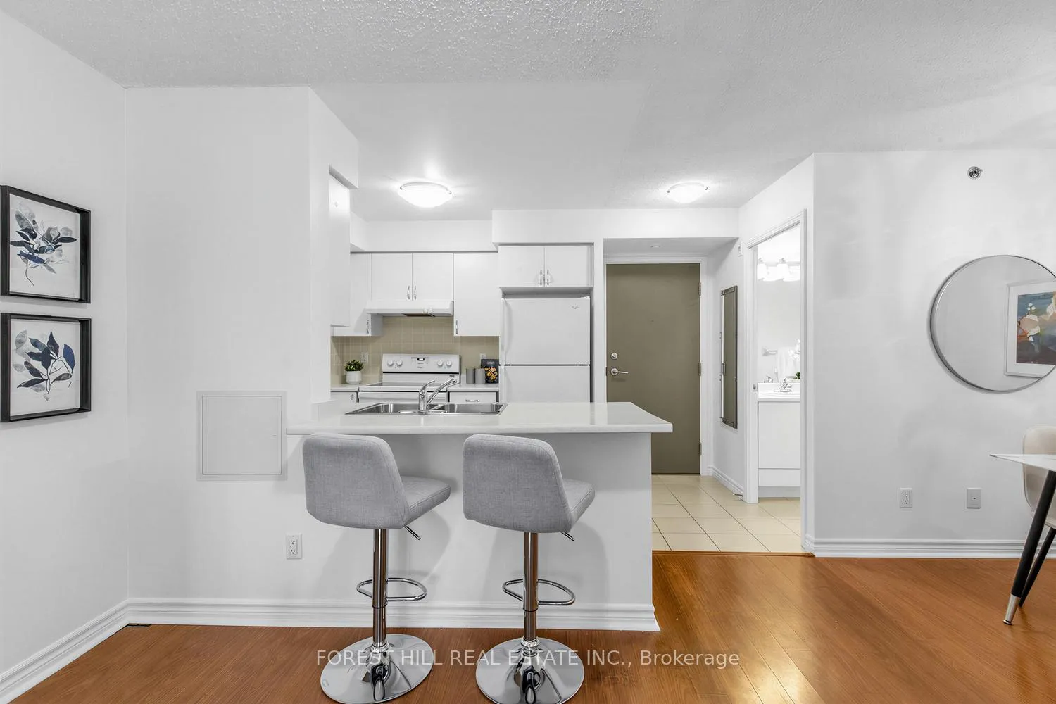 Photo 2 of Unit 226, 35 Saranac Boulevard, Toronto, Englemount-Lawrence — HOMEH