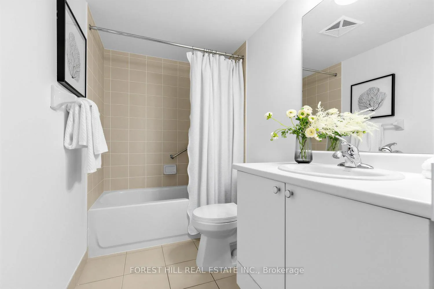 Photo 13 of Unit 226, 35 Saranac Boulevard, Toronto, Englemount-Lawrence — HOMEH