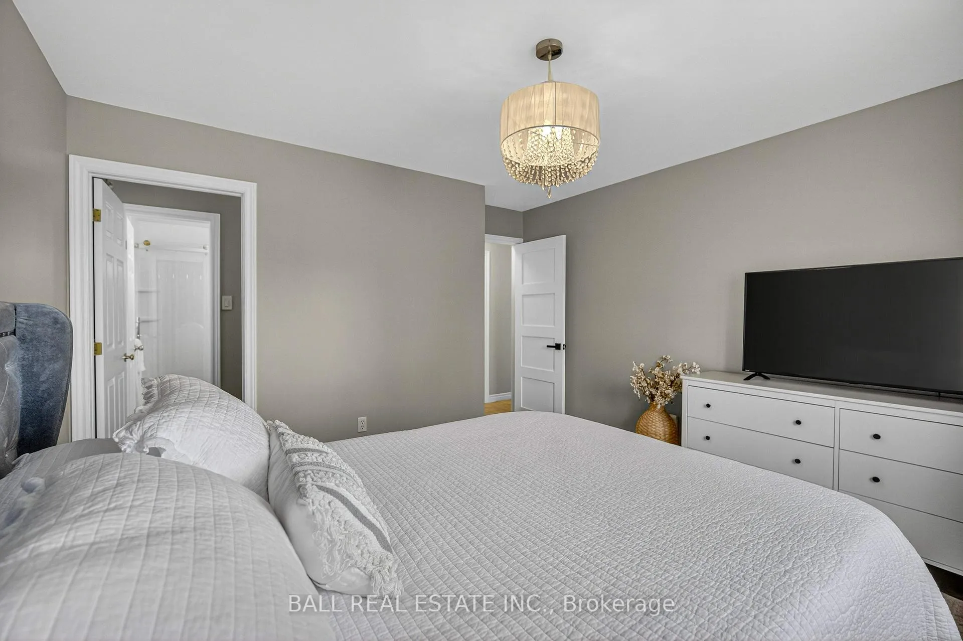 Photo 18 of 11 Francis Street, Selwyn — HOMEH