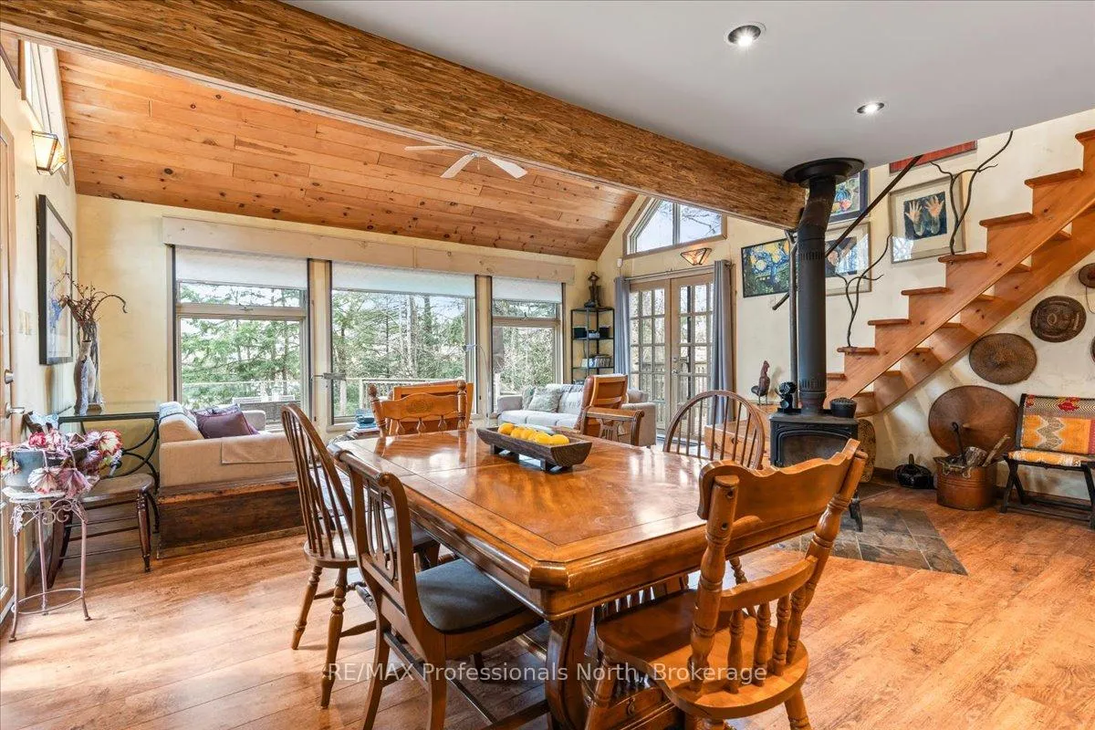 Photo 13 of 1032 Parallel Falls Lane, Minden Hills, Minden — HOMEH