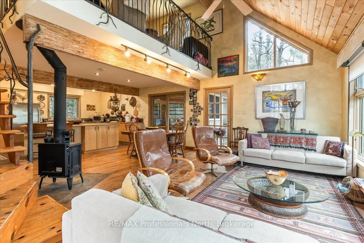 Photo 16 of 1032 Parallel Falls Lane, Minden Hills, Minden — HOMEH