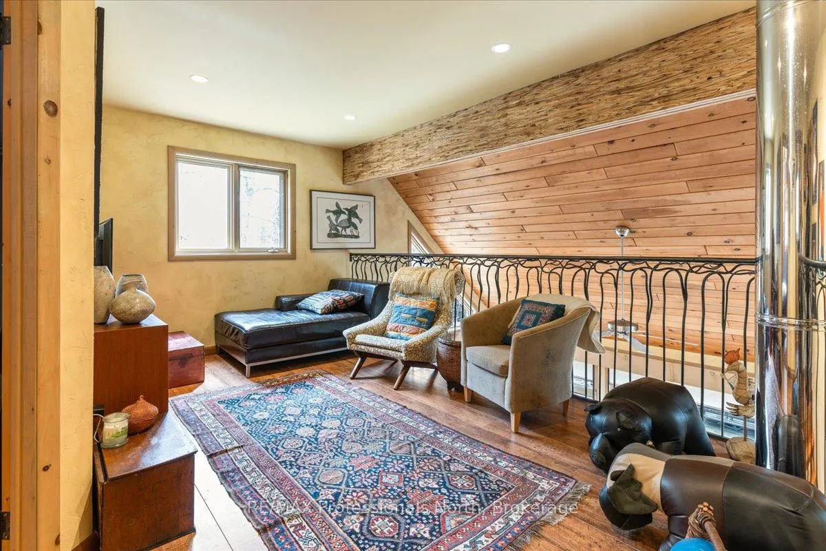 Photo 23 of 1032 Parallel Falls Lane, Minden Hills, Minden — HOMEH