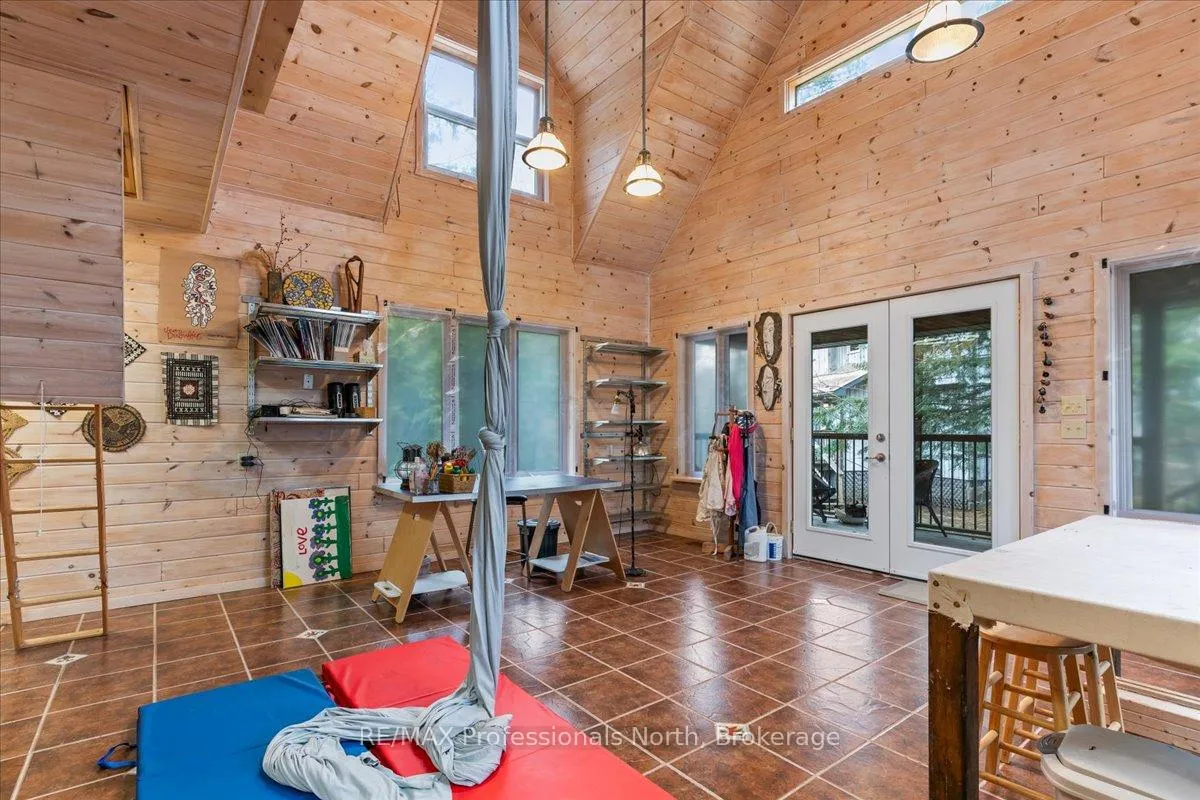 Photo 37 of 1032 Parallel Falls Lane, Minden Hills, Minden — HOMEH