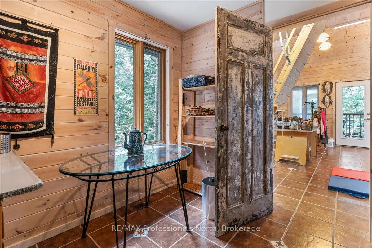 Photo 41 of 1032 Parallel Falls Lane, Minden Hills, Minden — HOMEH